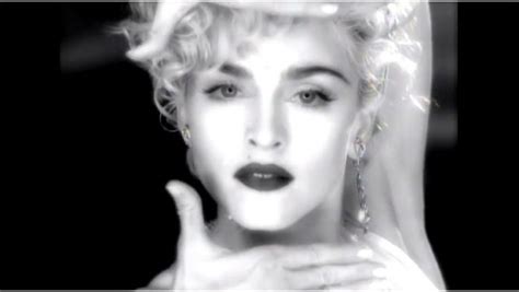 Madonna, Vogue: testo, video, recensione e curiosità sulla 